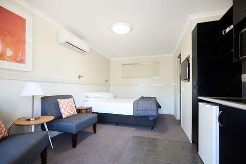 NRMA Bathurst Panorama Holiday Park - Tourism Canberra 5