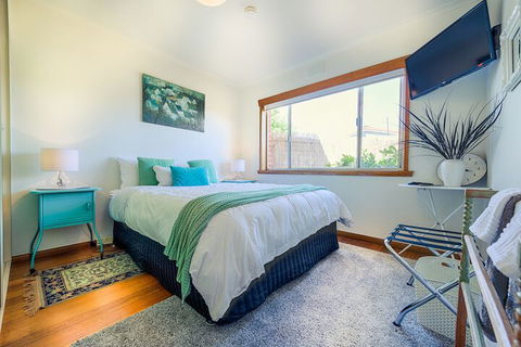 Ulverstone Boutique Accommodation - Tourism Canberra 3