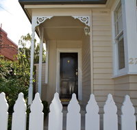 Strahan House - Tourism Canberra