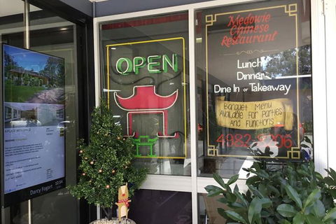 Bull 'n' Bush Hotel Motel - Tourism Canberra 2