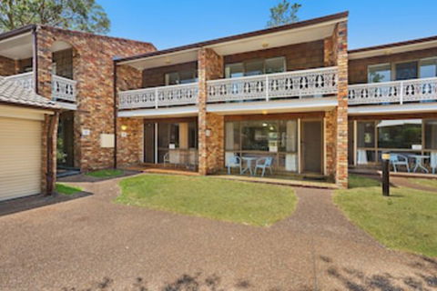Centennial Terrace Apartments - Tourism Canberra 0