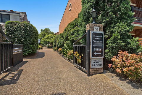 Centennial Terrace Apartments - Tourism Canberra 1