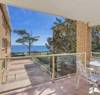 South Pacific Unit 6 Amazing unit opposite the beach. - Tourism Canberra