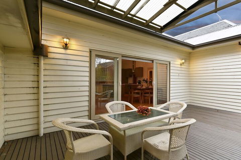 Balwyn Houses - Tourism Canberra 1