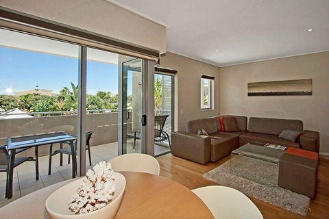 RESORT & SPA KINGSCLIFF 5212 / 13 - Tourism Canberra 2