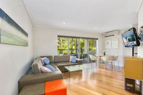 RESORT & SPA WITH PRIVATE PLUNGE POOL 7008 / 09 - Tourism Canberra 0