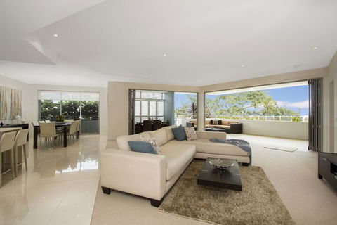KINGSCLIFF OCEAN VIEW TERRACE By THE FIGTREE 5 - Tourism Canberra 2