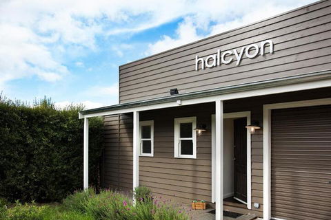 Halcyon - Tourism Canberra 1