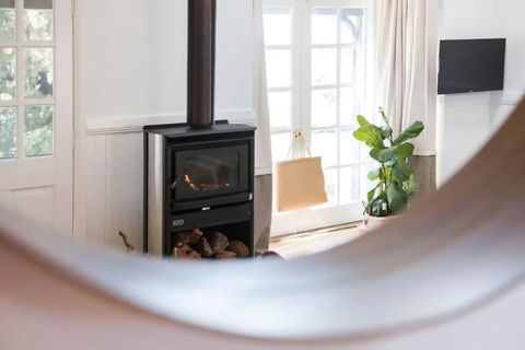 Peppertree Hill Luxury Farm Accomodation - Tourism Canberra 0