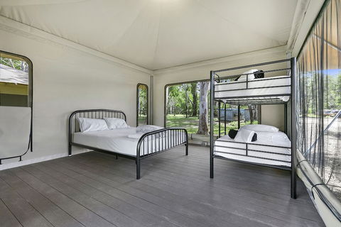 Habitat Noosa - Tourism Canberra 4
