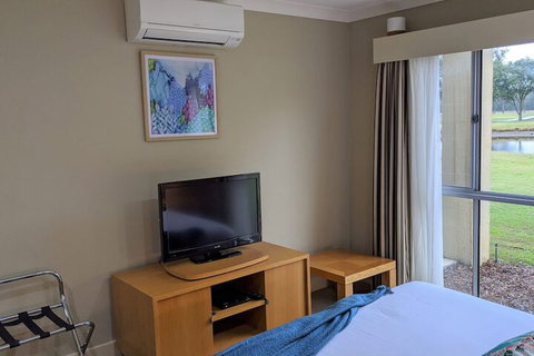Jewel In The Crowne - Tourism Canberra 2