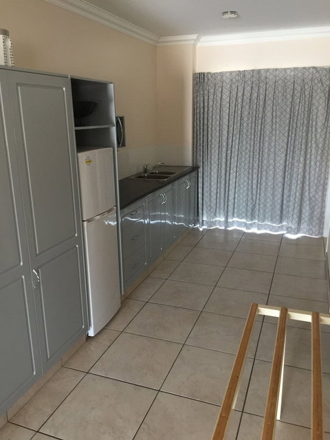 Westside Tavern And Motel - Tourism Canberra 5