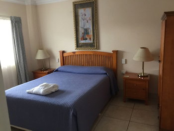 Westside Tavern And Motel - Tourism Canberra 4