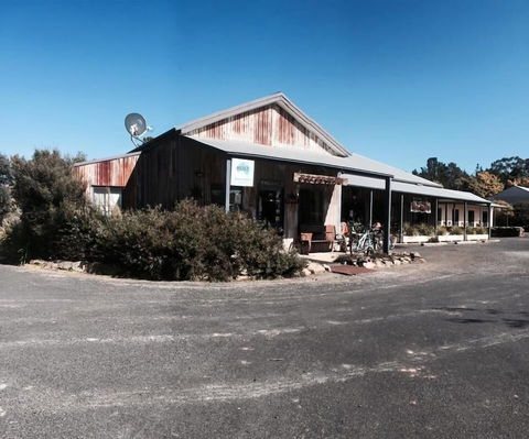 Hill End Lodge - Tourism Canberra 0