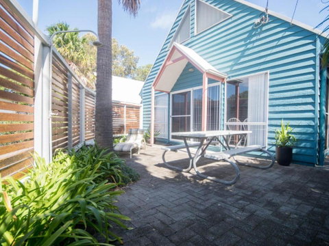 Affordable Twin Peaks 1 - Tourism Canberra 3