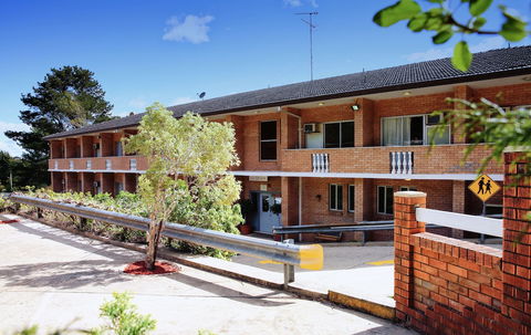 Blue Mountains Motel - Tourism Canberra 0