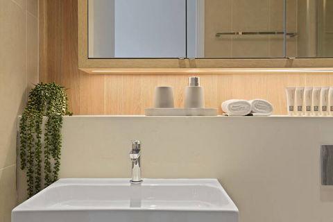 New Contemporary Apartment Near Macquarie Centre - Tourism Canberra 7