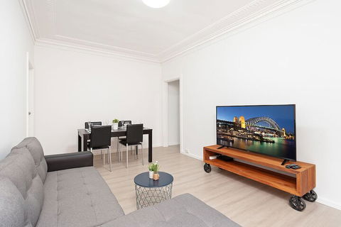 Newly Renovated Apt. Close To CBD Unit 1 - Tourism Canberra 1