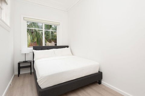 Newly Renovated Apt. Close To CBD Unit 1 - Tourism Canberra 5