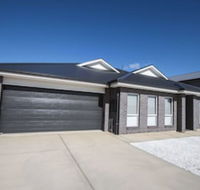 Serene Shores - Tourism Canberra