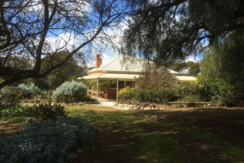 Thalia Getaway Villa - Tourism Canberra 1