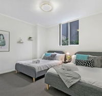 Southwest Liverpool Area 3 Beds  Parking Nwf003 - Tourism Canberra