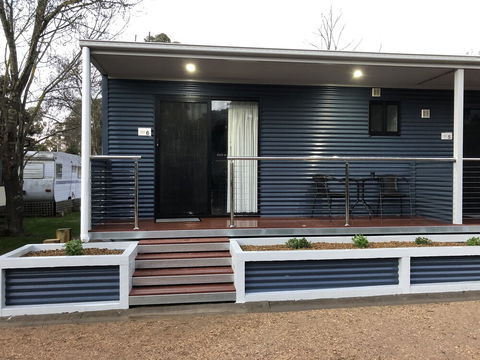 Acacia Caravan Park - Tourism Canberra 1