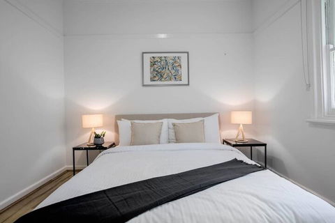 88 Peaceful Blackburn House - Tourism Canberra 4