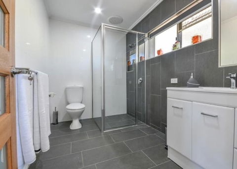 Yungaburra  Lodge - Tourism Canberra 2