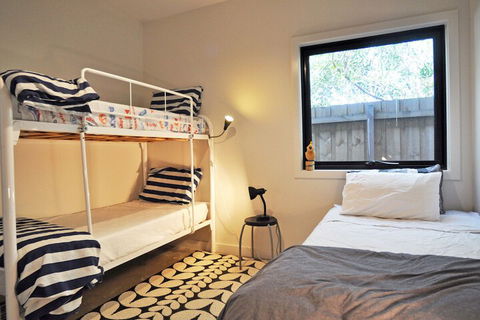 Armstrongs Close TO Beach - Tourism Canberra 4