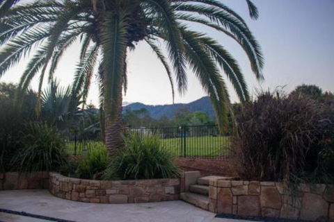 Colorado Beauty Nestled In The Heart Of Bonville - Tourism Canberra 4