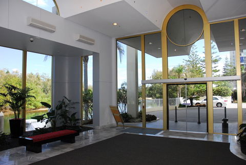 Contessa Holiday Apartments - Tourism Canberra 4