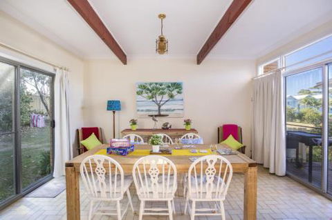 Mollymook Beach Units #7 - Tourism Canberra 3