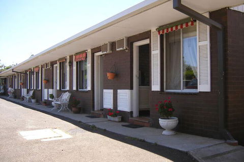 Colonial Lodge Motel Geelong - Tourism Canberra 2