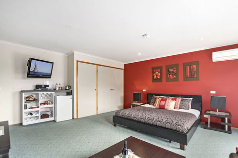 Venus Escapes Guesthouse - Tourism Canberra 7