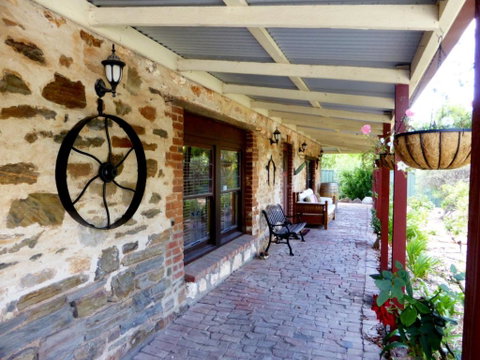 Barossa Barn Bed & Breakfast - Tourism Canberra 3
