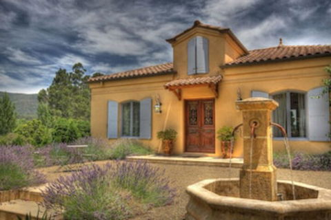 Casa Valeri - Tourism Canberra 0