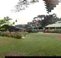 Barristers Block Vigneron Villa - Tourism Canberra