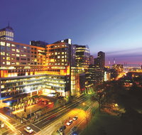 Oaks Melbourne on William Suites - Tourism Canberra