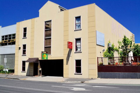City East Motel - Tourism Canberra 1