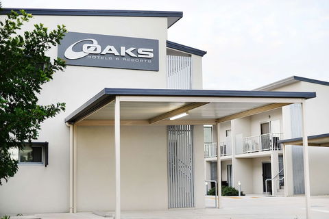 Oaks Middlemount Suites - Tourism Canberra 3