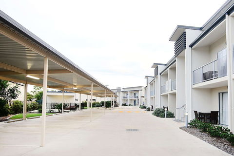 Oaks Middlemount Suites - Tourism Canberra 6