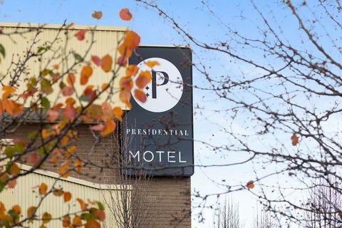 Presidential Motel - Tourism Canberra 1