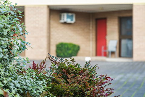 Presidential Motel - Tourism Canberra 0