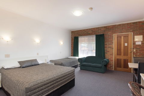 Yarra Valley Motel - Tourism Canberra 3