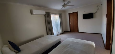 Yarra Valley Motel - Tourism Canberra 2