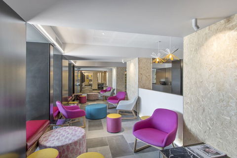 Metro Hotel Perth - Tourism Canberra 3