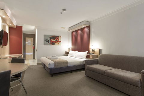 Metro Hotel Perth - Tourism Canberra 4