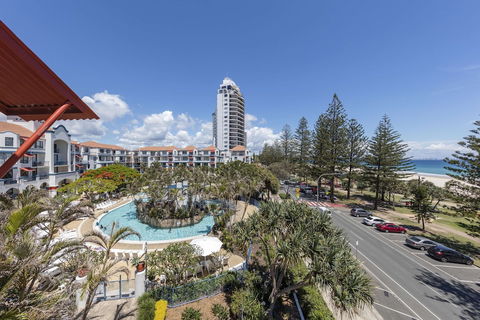 Oaks Gold Coast Calypso Plaza Suites - Tourism Canberra 3