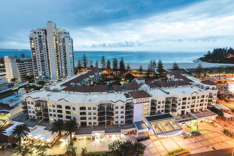 Oaks Gold Coast Calypso Plaza Suites - Tourism Canberra 0